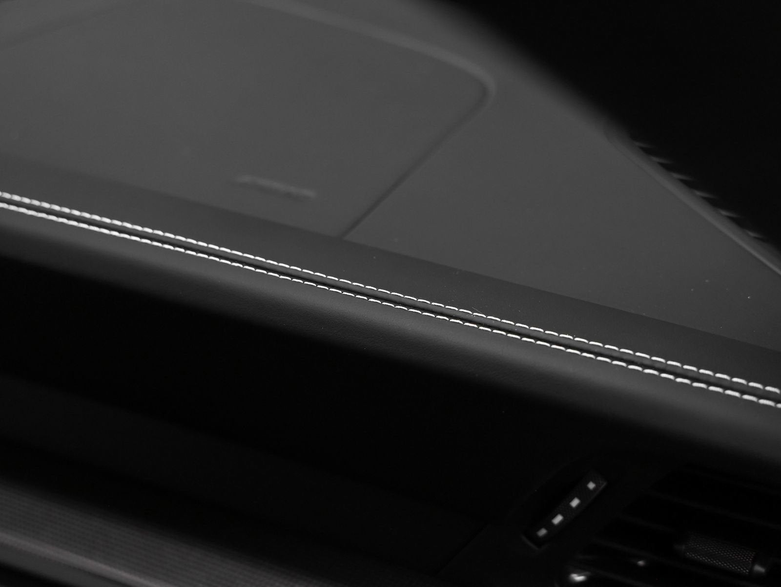 2025 Porsche 911 Base