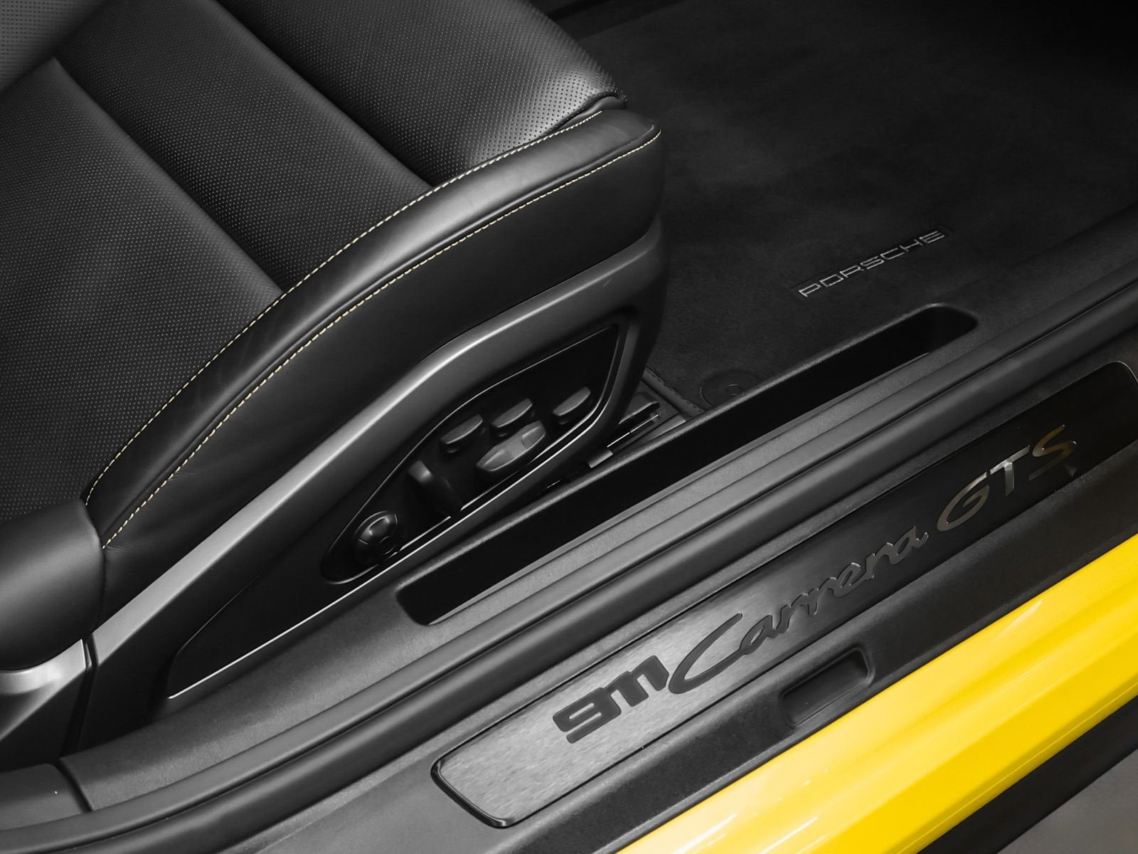 2024 Porsche 911 Carrera GTS