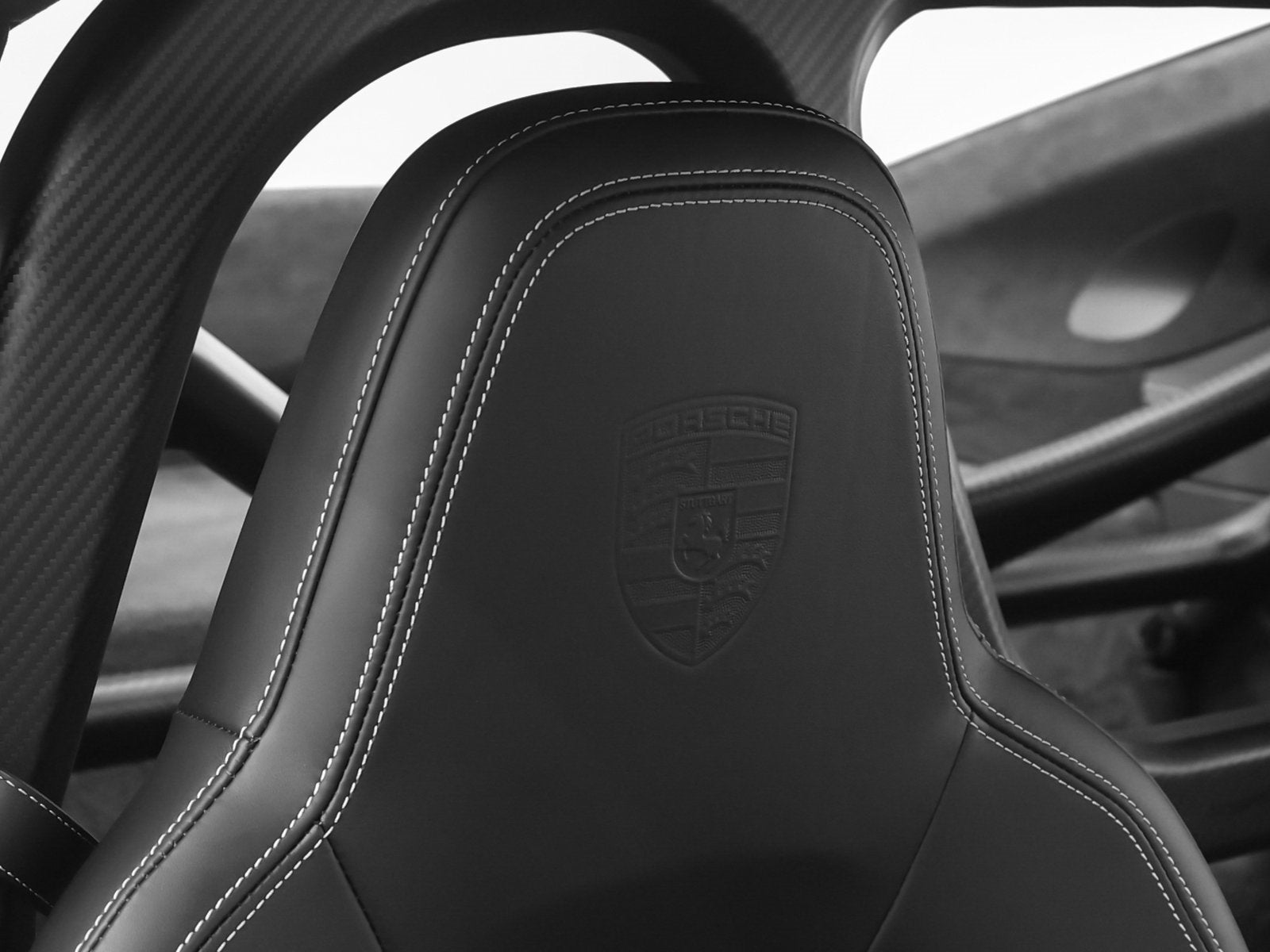 2022 Porsche 911 GT3 w/Touring Package