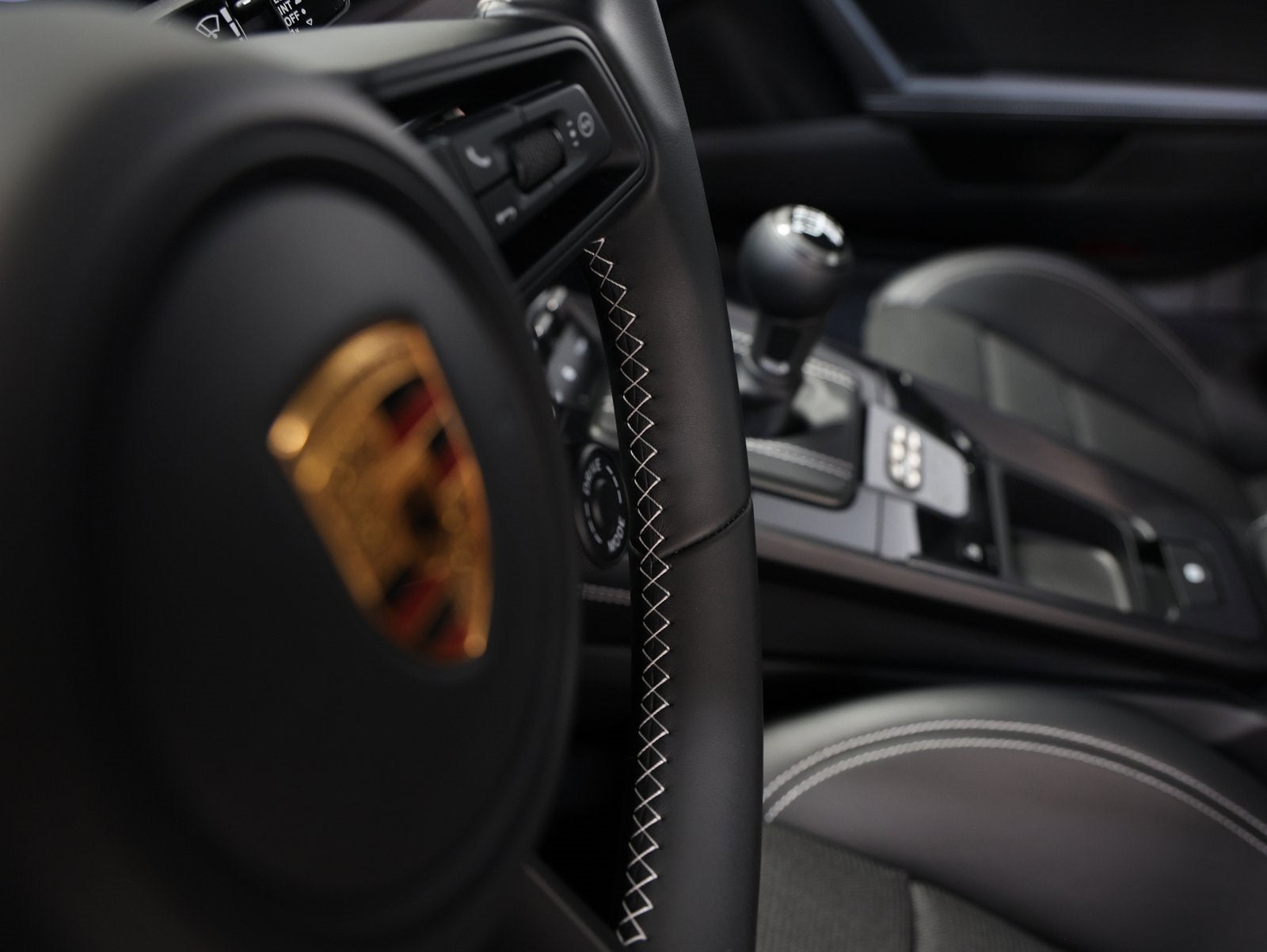 2022 Porsche 911 GT3 w/Touring Package