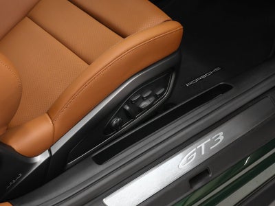 2026 Porsche 911 GT3 w/Touring Package