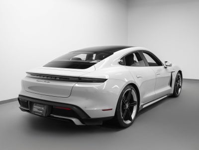 2021 Porsche Taycan Turbo