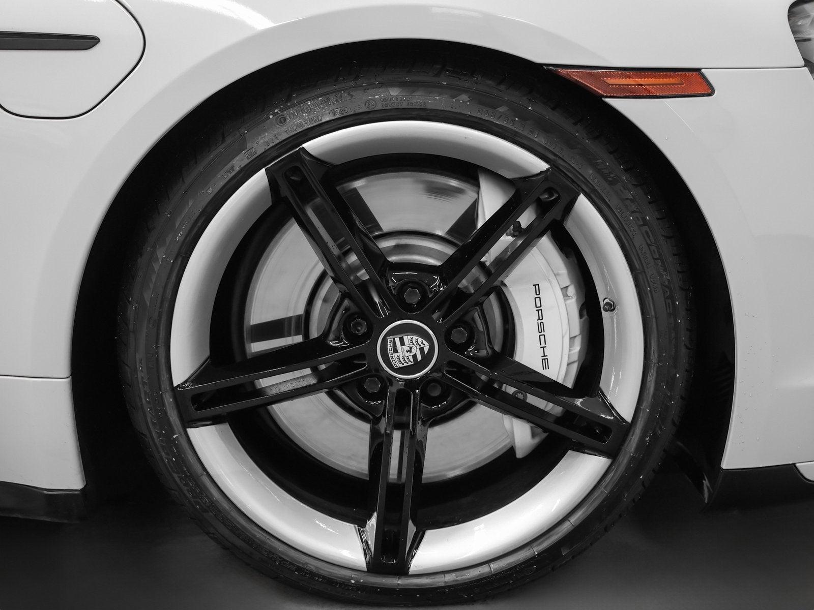 2021 Porsche Taycan Turbo