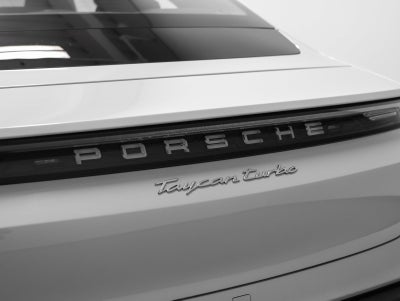 2021 Porsche Taycan Turbo