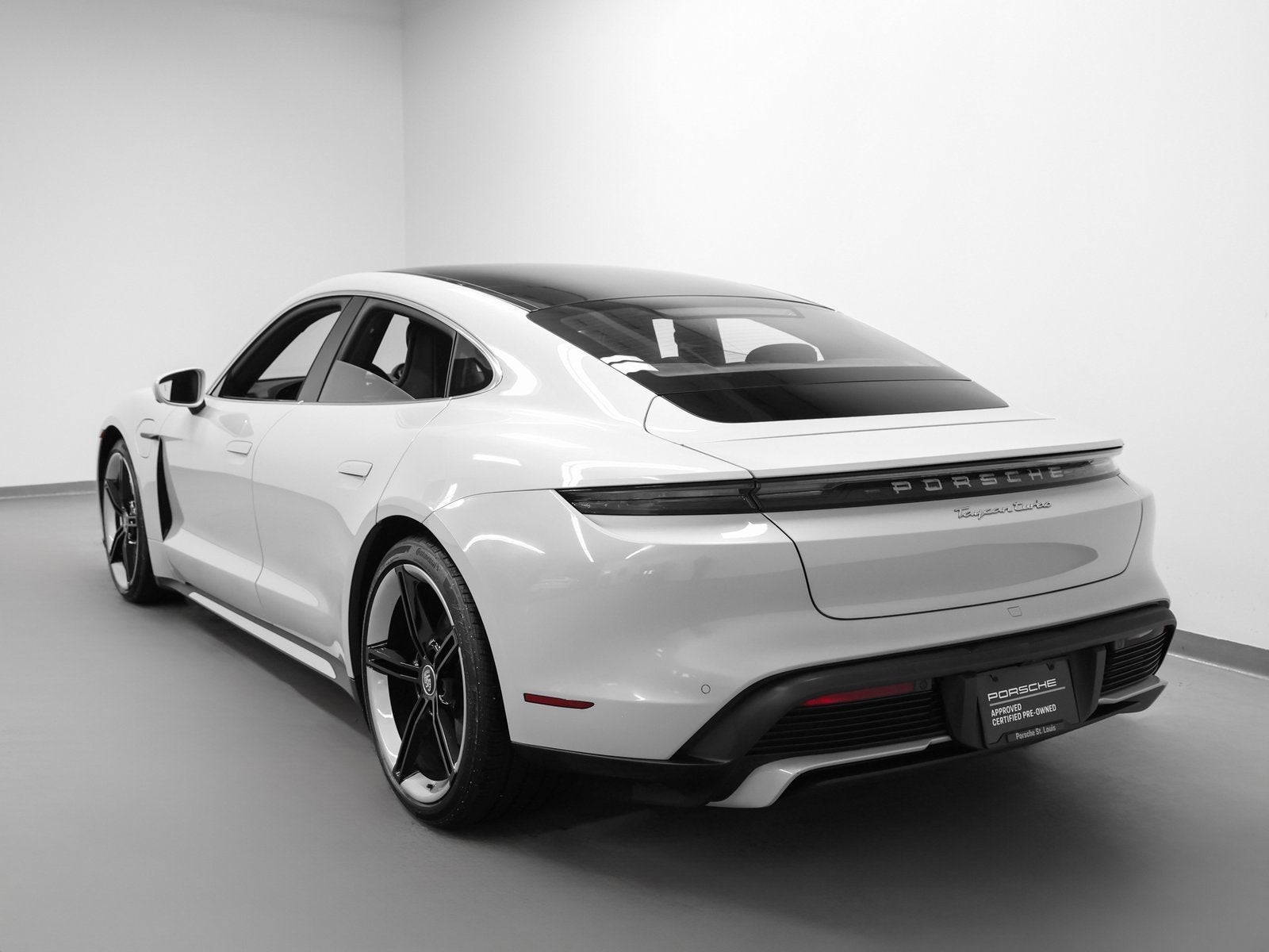 2021 Porsche Taycan Turbo