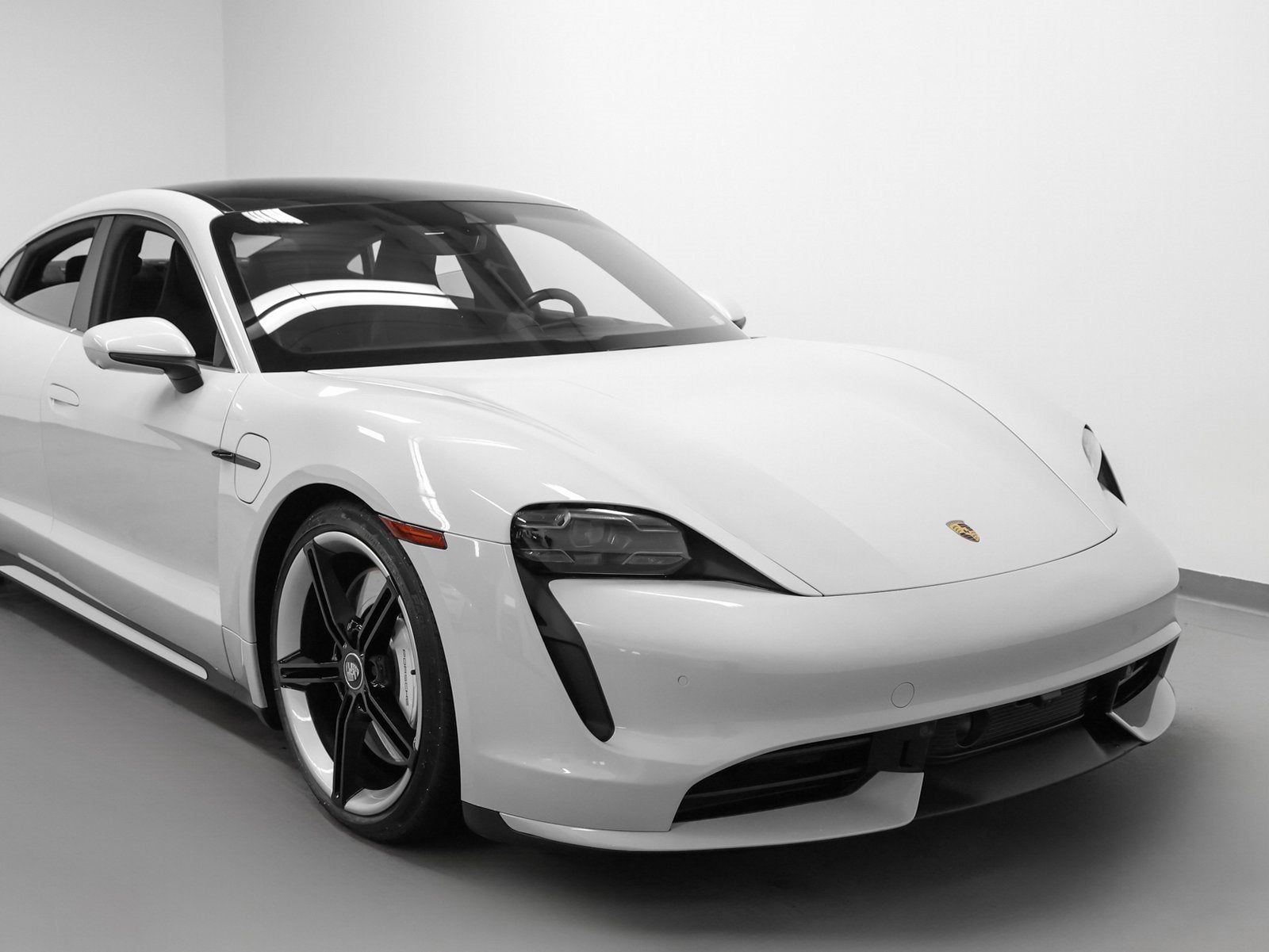 2021 Porsche Taycan Turbo