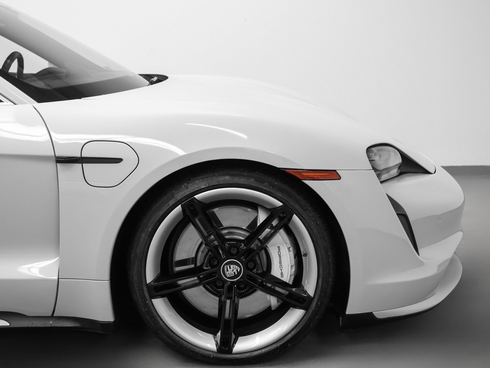 2021 Porsche Taycan Turbo