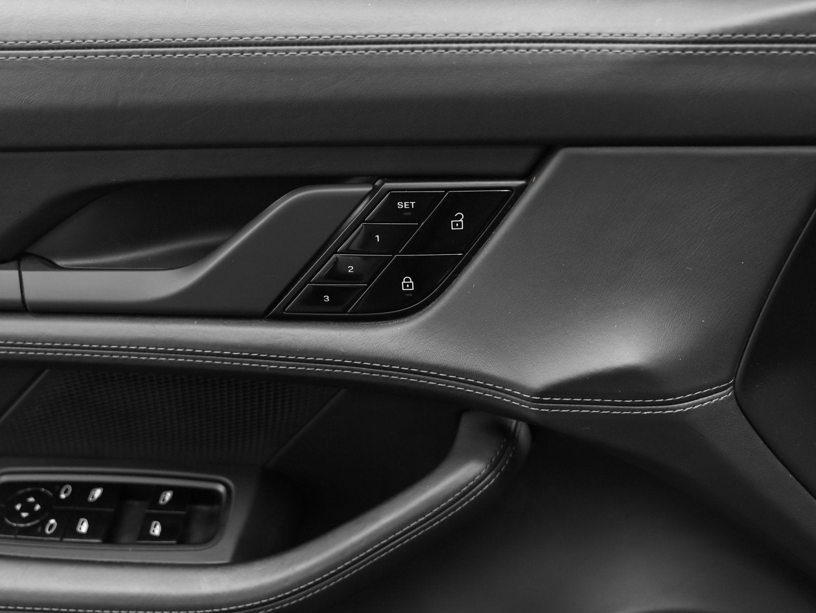 2021 Porsche Taycan Turbo