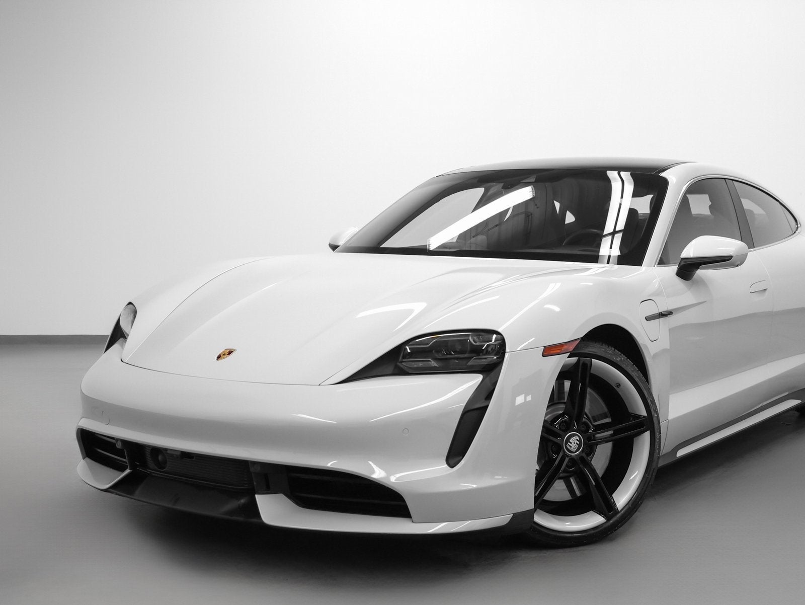 2021 Porsche Taycan Turbo