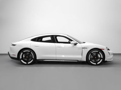 2024 Porsche Taycan Turbo