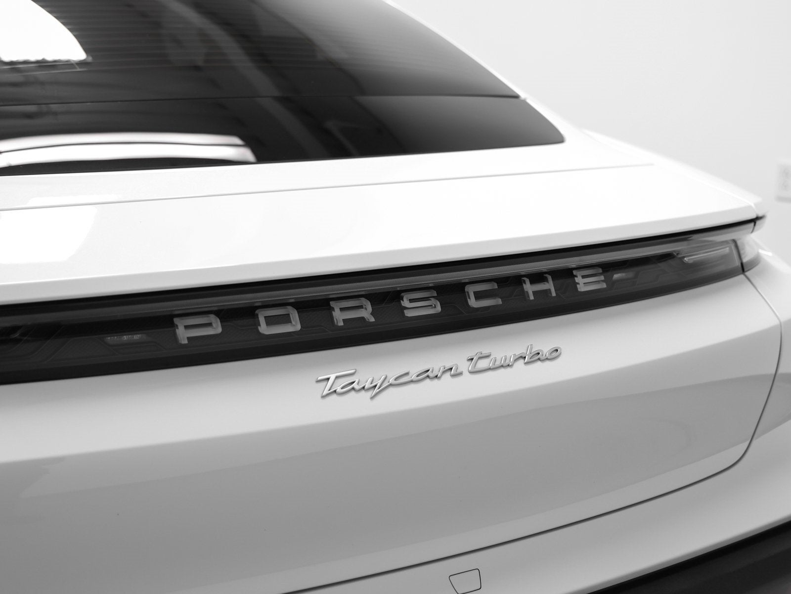 2024 Porsche Taycan Turbo