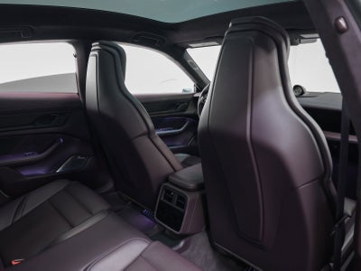 2024 Porsche Taycan Turbo