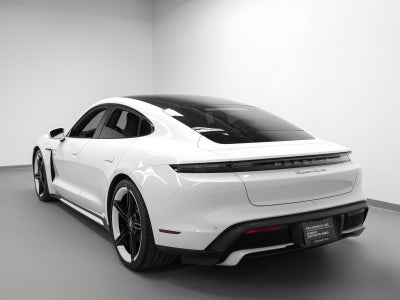 2024 Porsche Taycan Turbo
