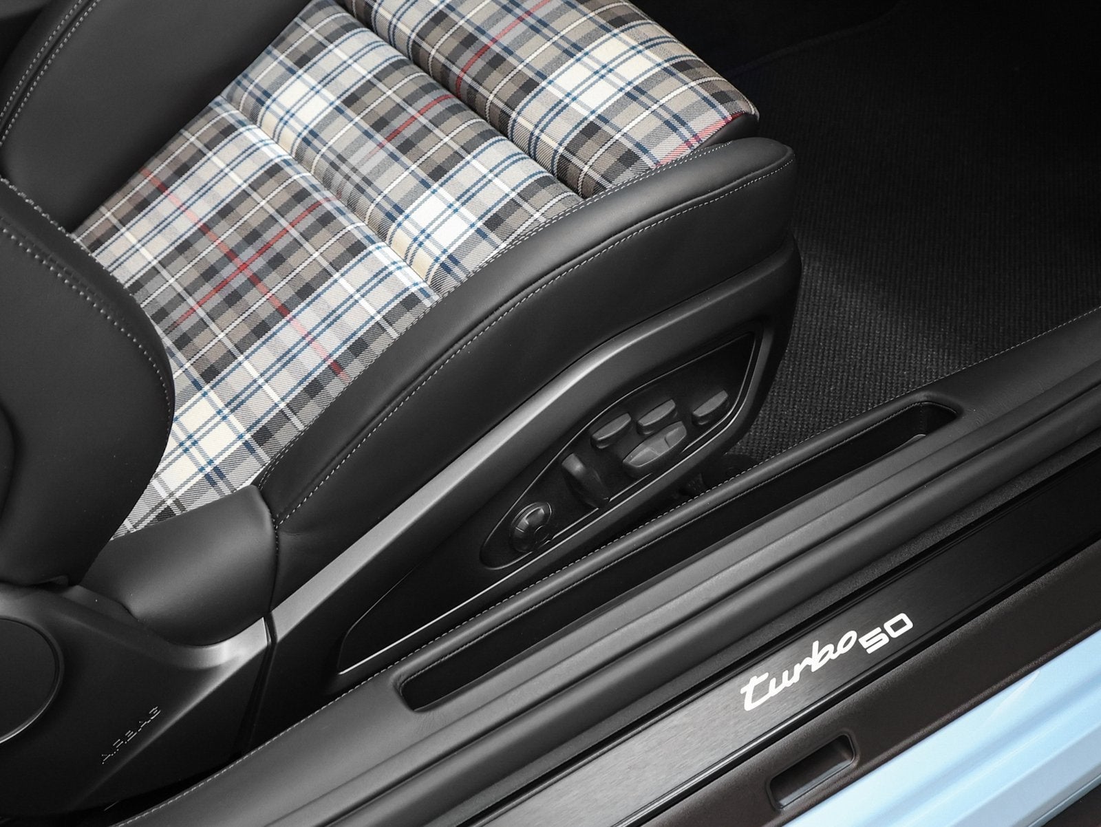 2025 Porsche 911 Base