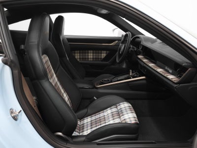 2025 Porsche 911 Base