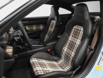 2025 Porsche 911 Base