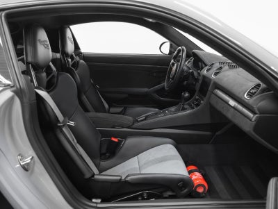 2023 Porsche 718 Cayman GT4 RS