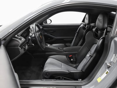 2023 Porsche 718 Cayman GT4 RS