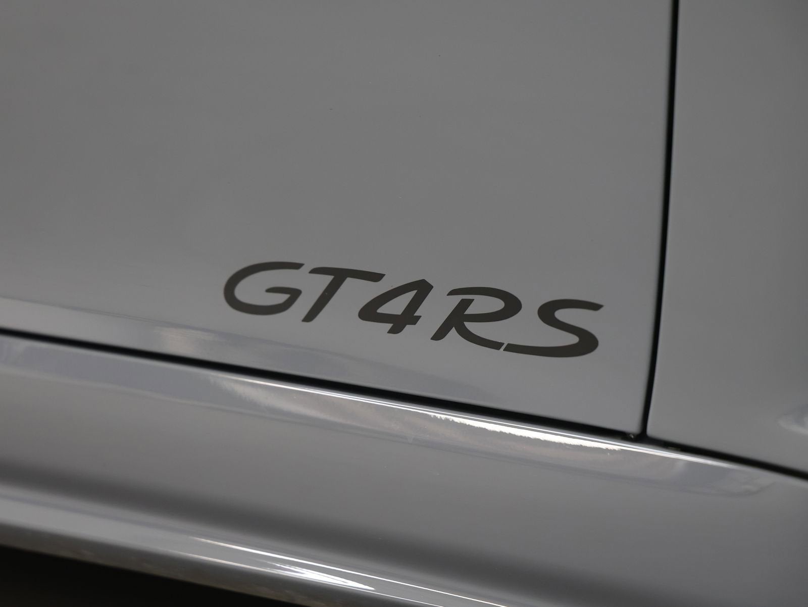 2023 Porsche 718 Cayman GT4 RS