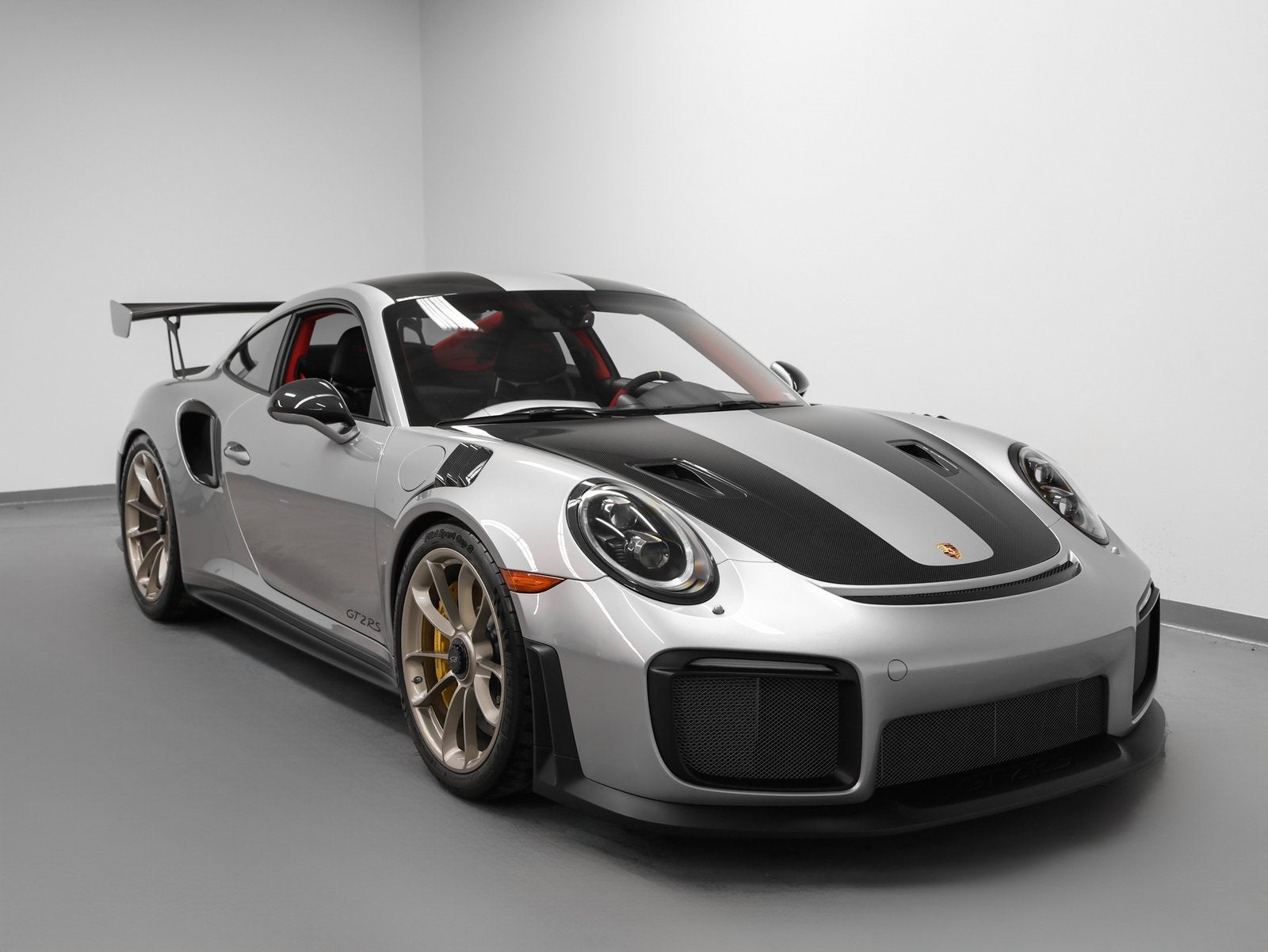 2019 Porsche 911 GT2 RS