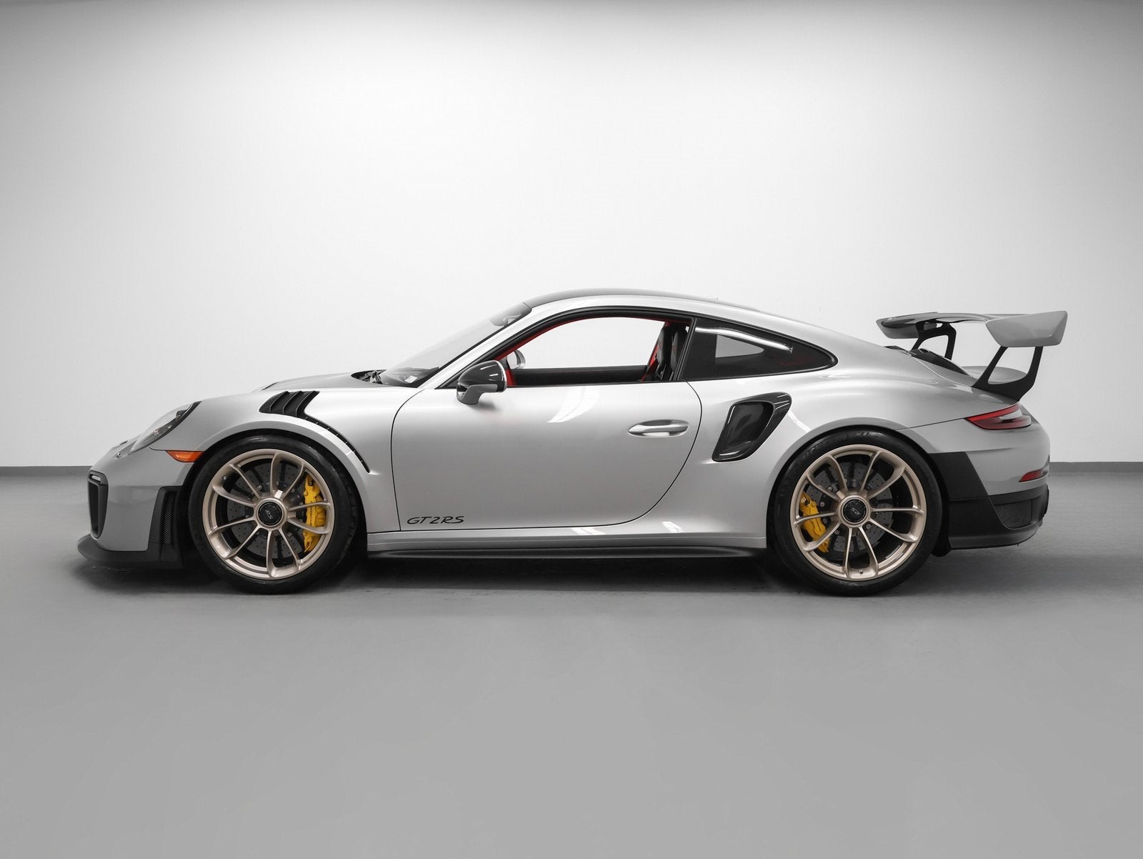 2019 Porsche 911 GT2 RS