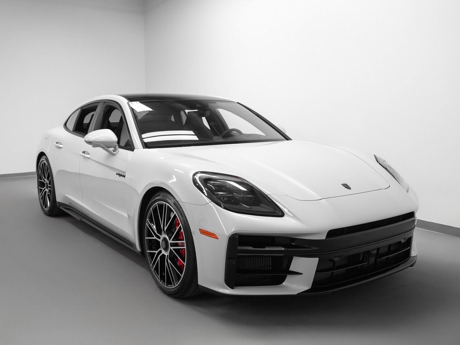 2025 Porsche Panamera Turbo E-Hybrid