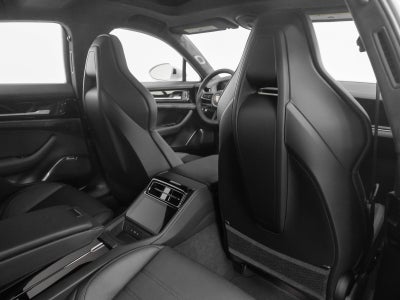 2025 Porsche Panamera Turbo E-Hybrid