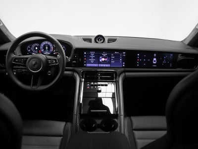 2025 Porsche Panamera Turbo E-Hybrid