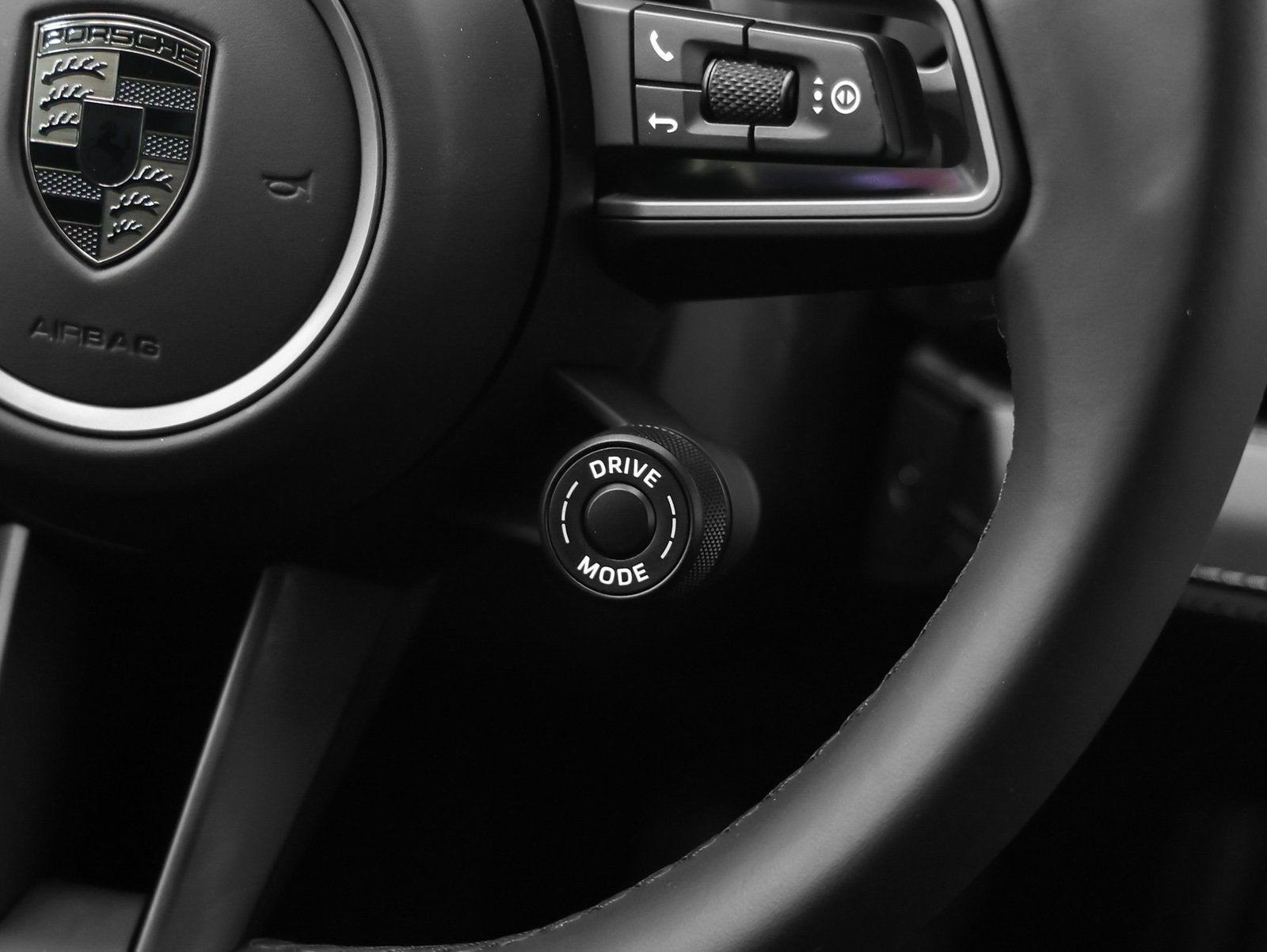 2025 Porsche Panamera Turbo E-Hybrid