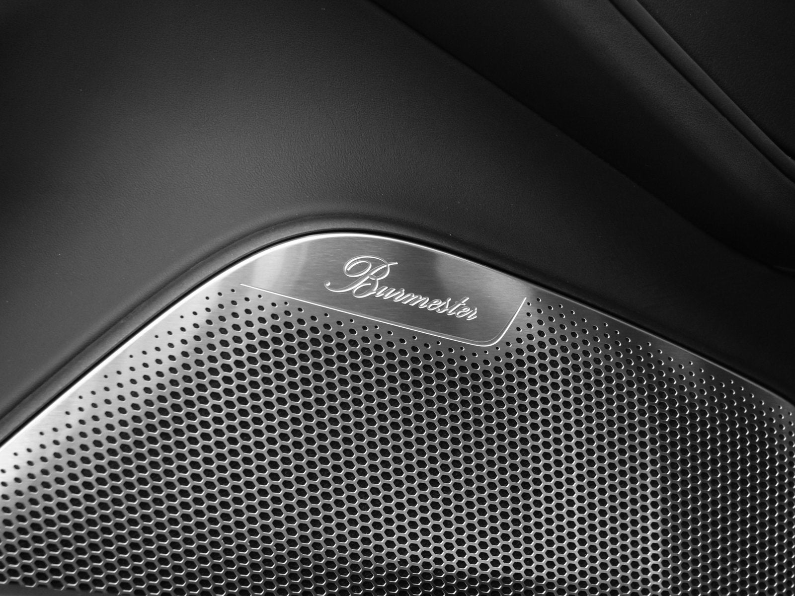 2025 Porsche Panamera Turbo E-Hybrid