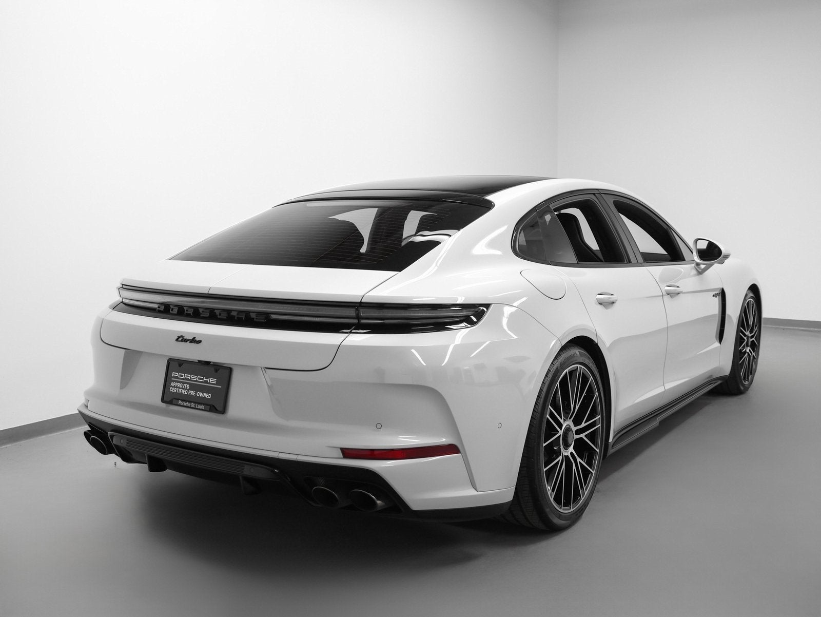 2025 Porsche Panamera Turbo E-Hybrid