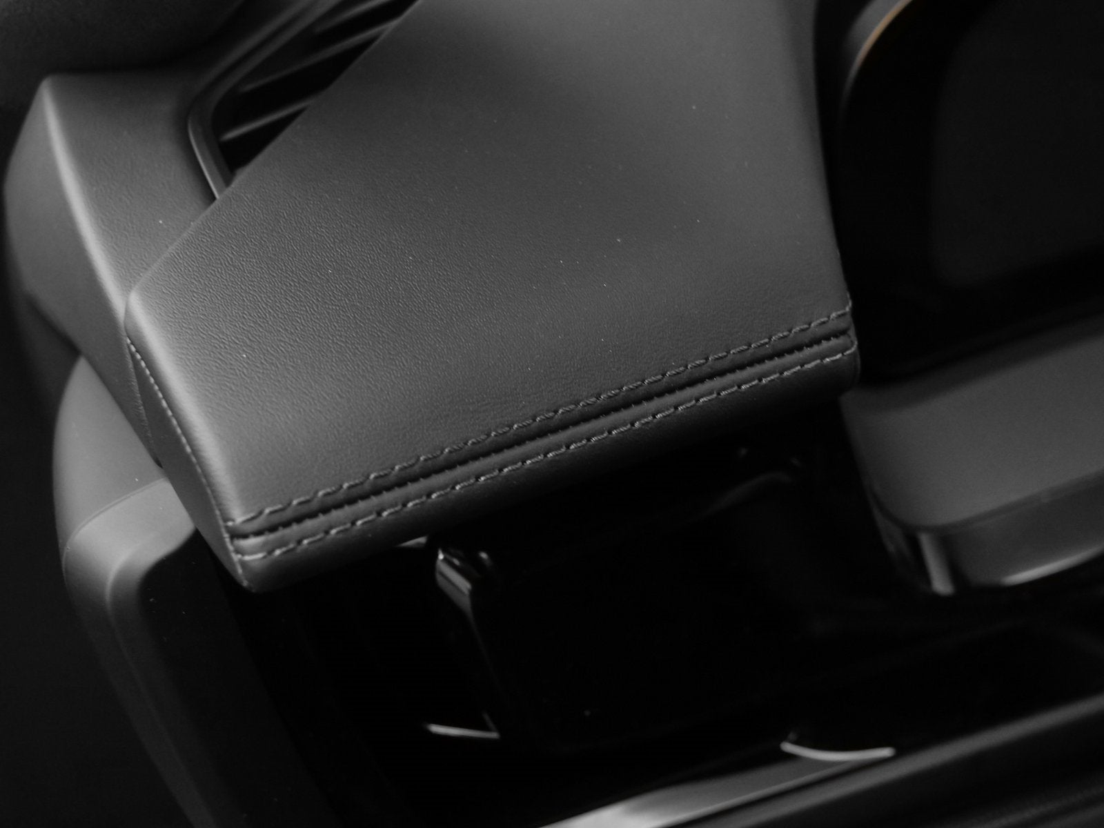 2025 Porsche Panamera Turbo E-Hybrid