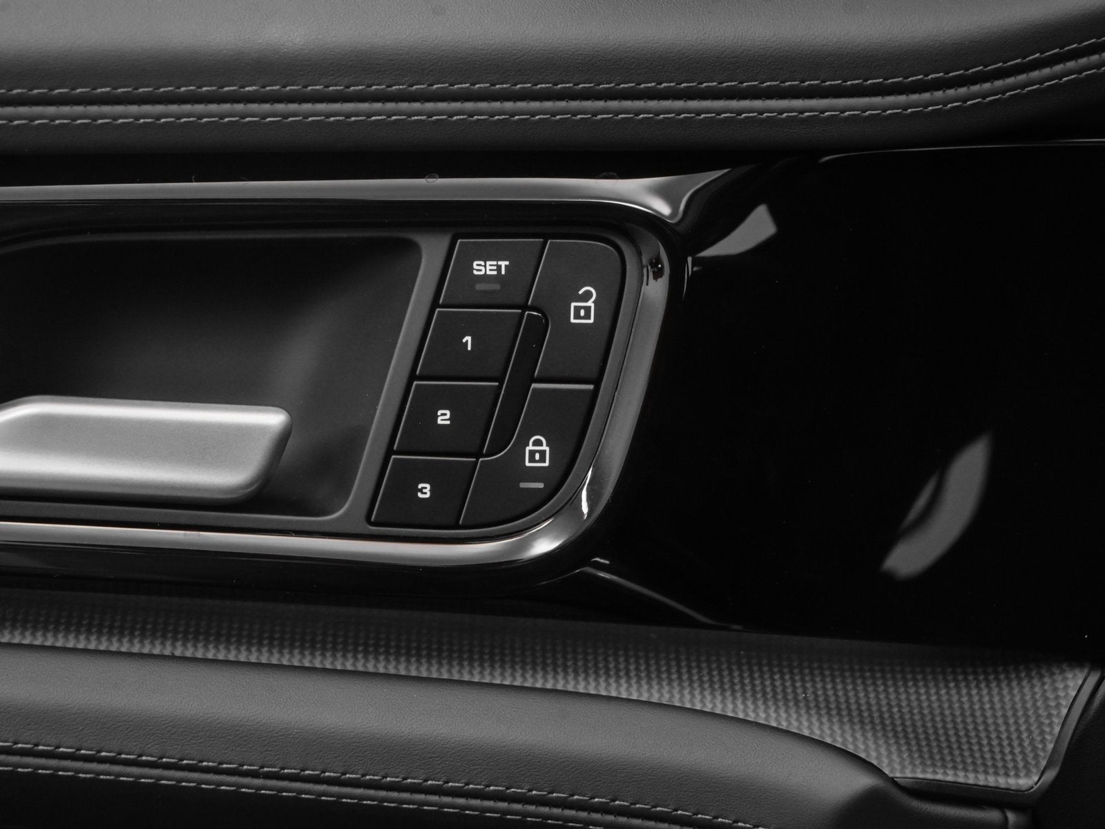 2025 Porsche Panamera Turbo E-Hybrid