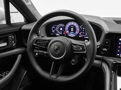 2025 Porsche Panamera Turbo E-Hybrid