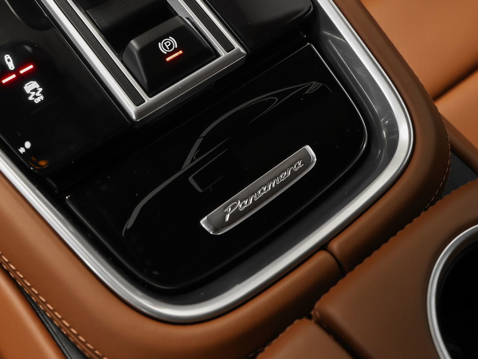 2023 Porsche Panamera GTS