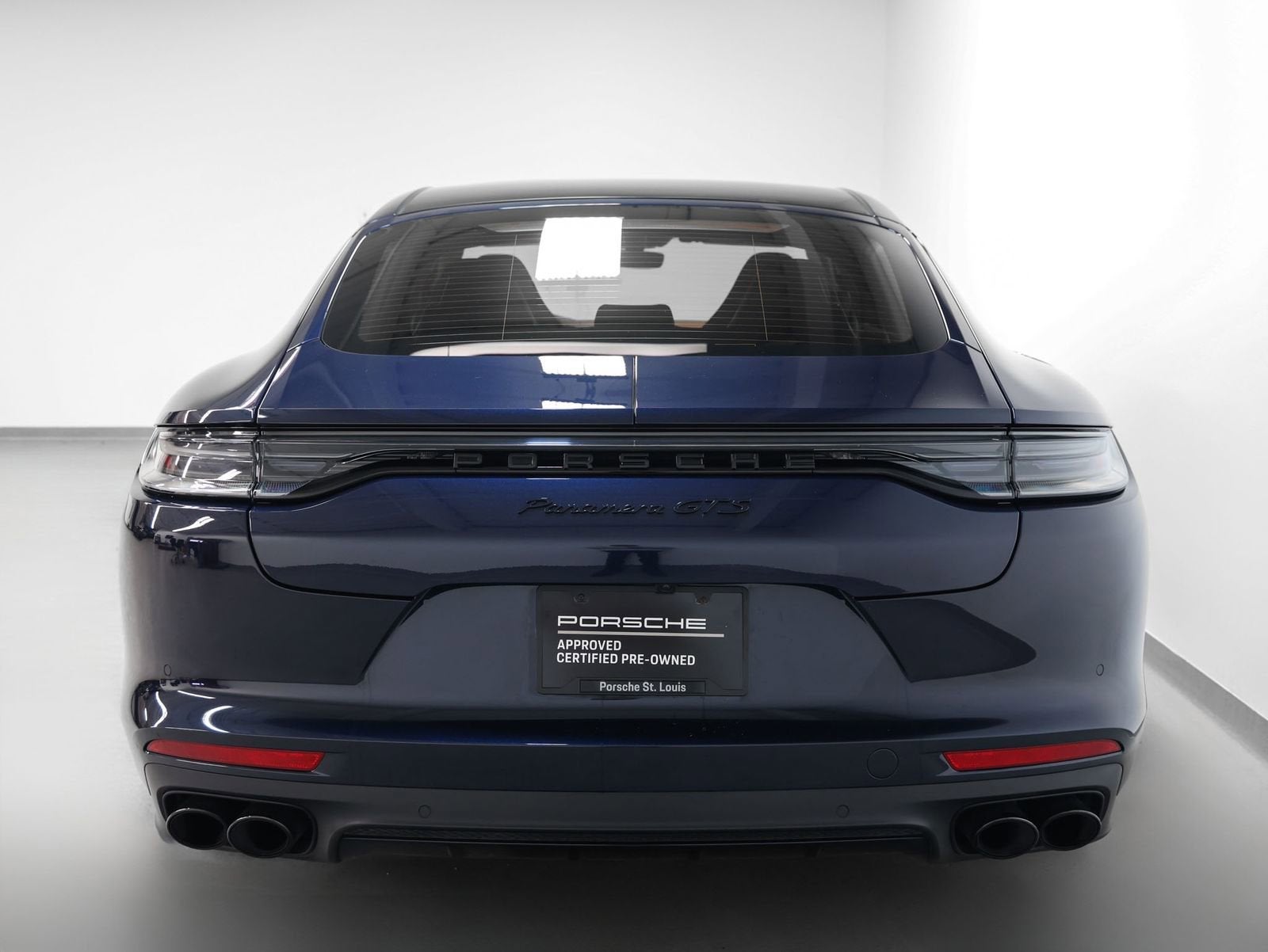 2023 Porsche Panamera GTS