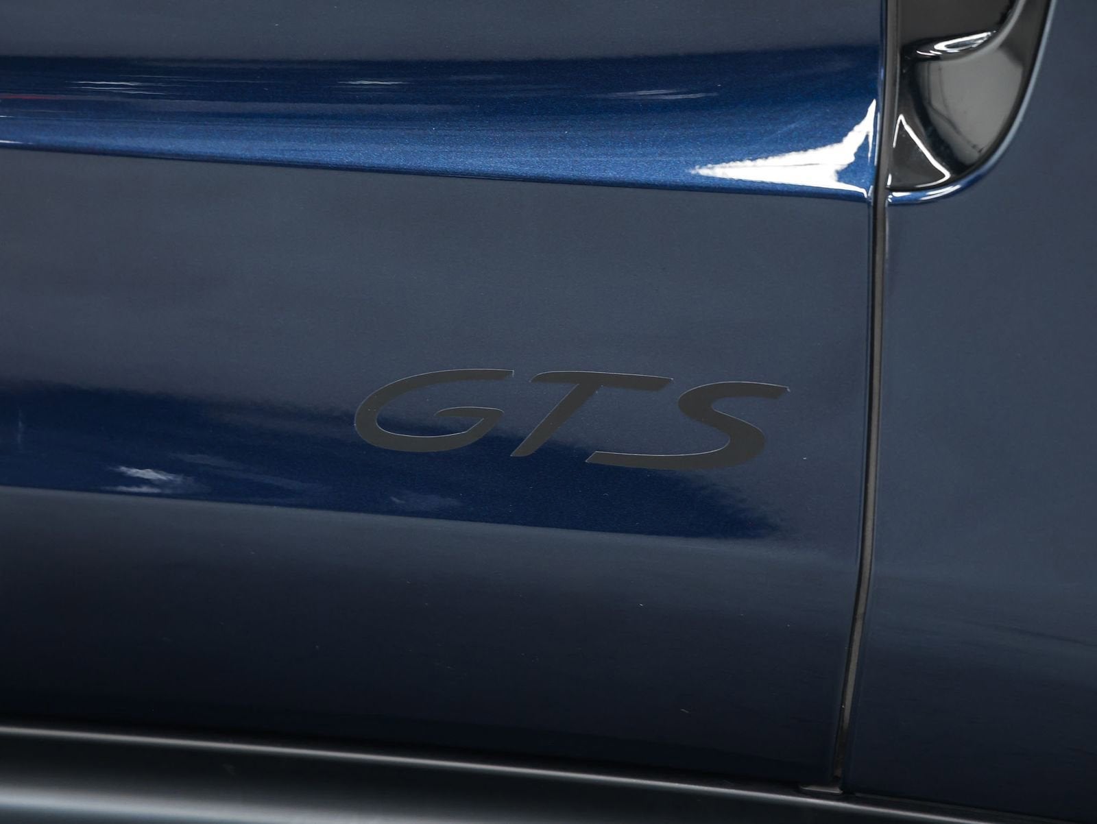 2023 Porsche Panamera GTS