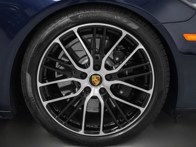 2023 Porsche Panamera GTS