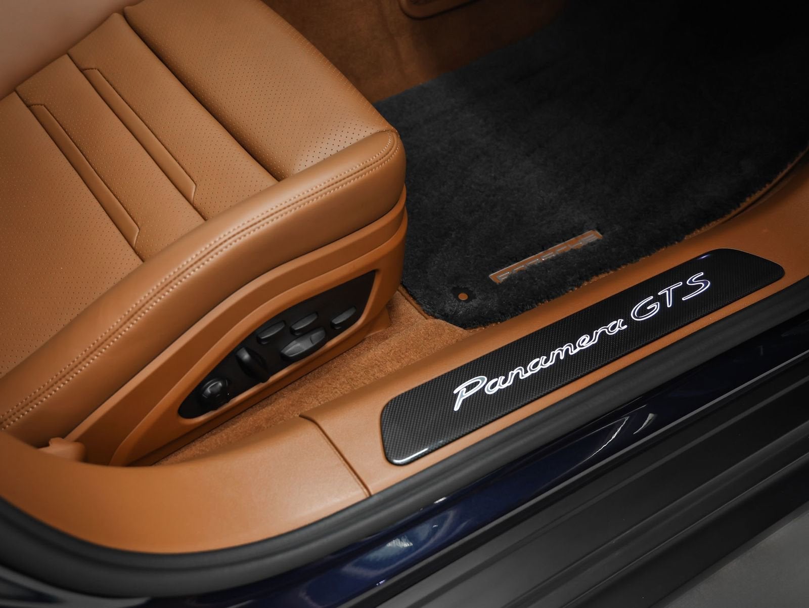 2023 Porsche Panamera GTS