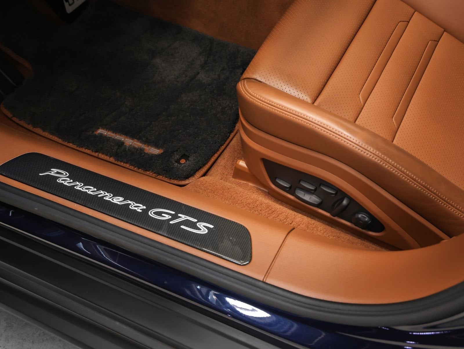 2023 Porsche Panamera GTS