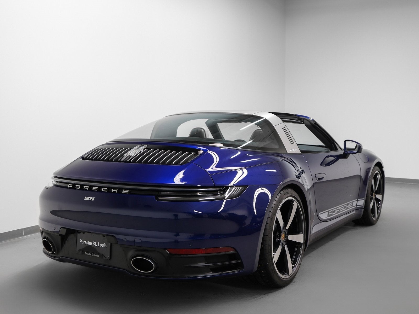 2024 Porsche 911 4
