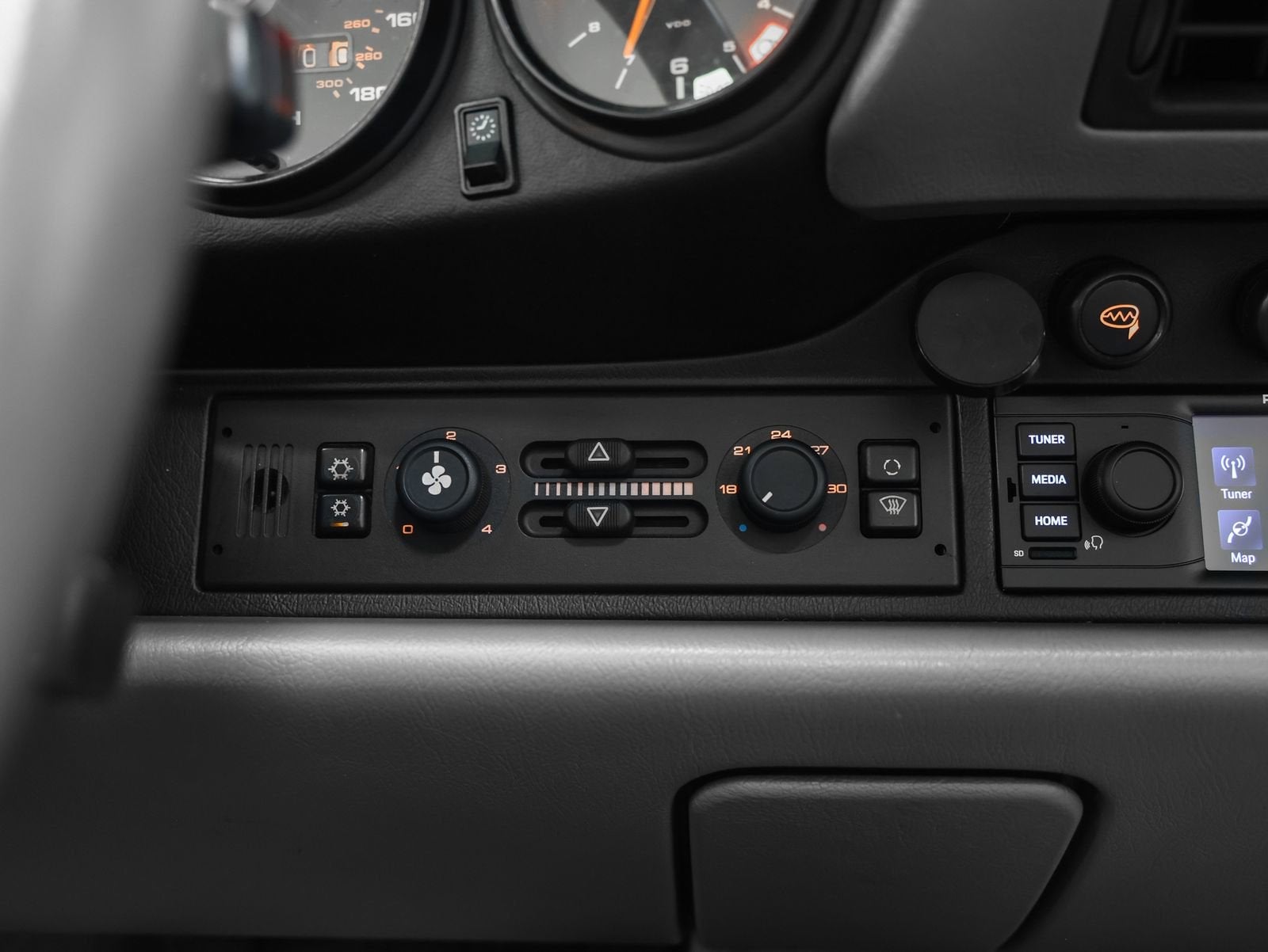 1998 Porsche 911 Carrera Carrera