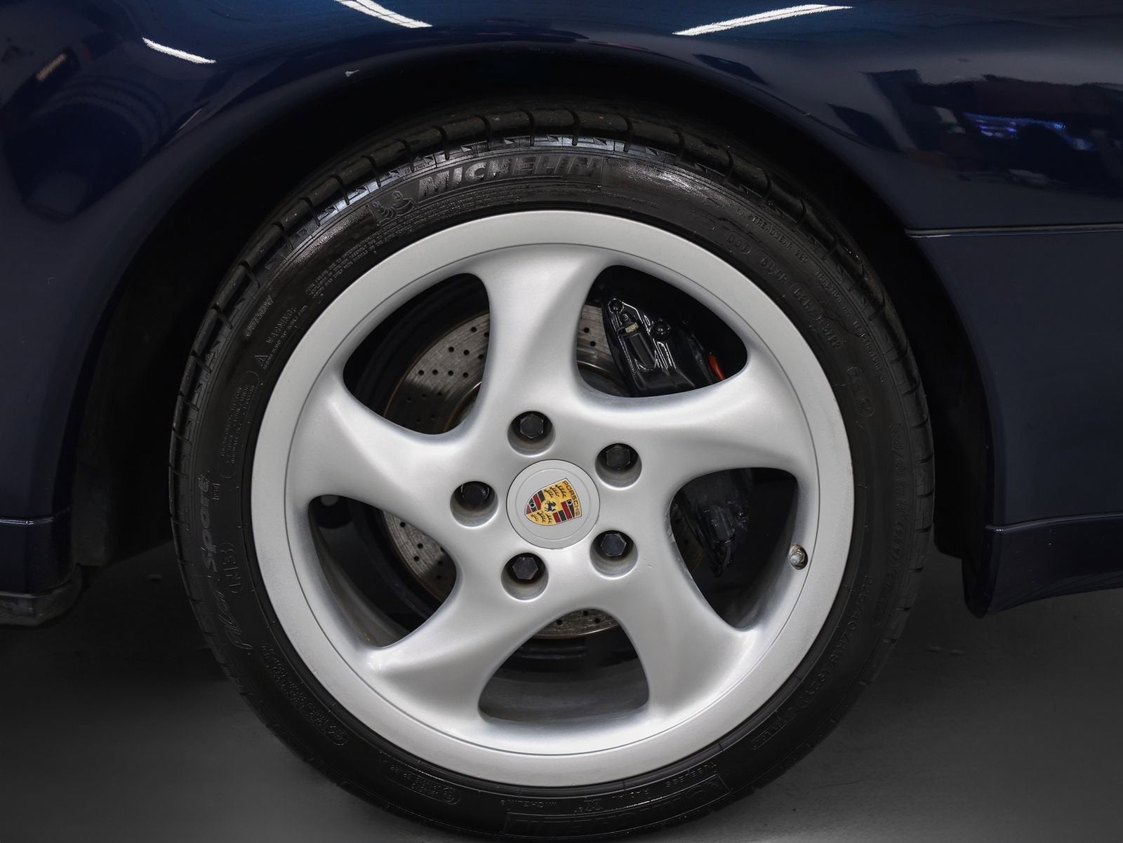 1998 Porsche 911 Carrera Carrera