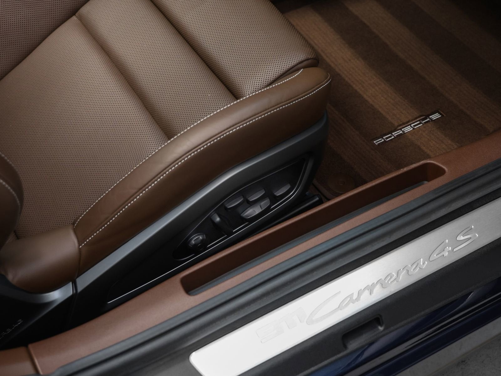 2020 Porsche 911 Carrera 4S