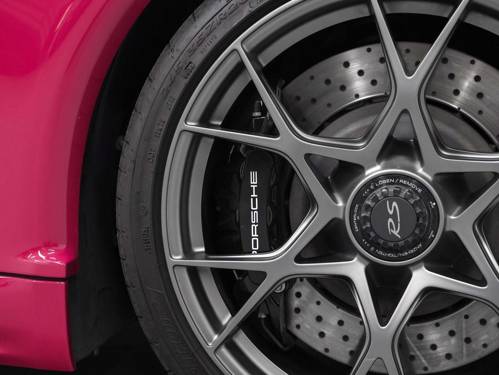 2024 Porsche 718 Spyder RS