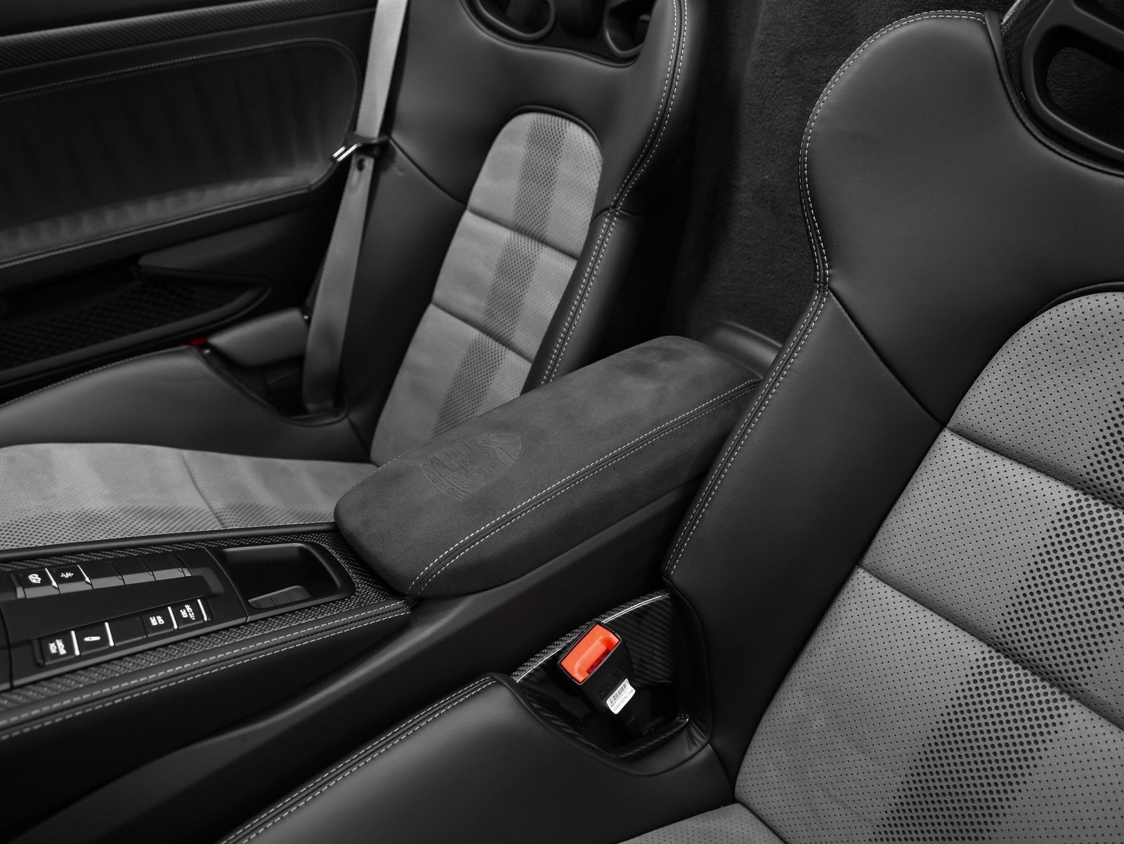 2024 Porsche 718 Spyder RS