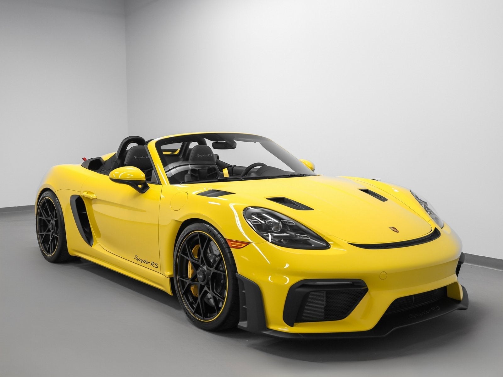 2025 Porsche 718 Spyder RS