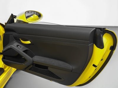 2025 Porsche 718 Spyder RS