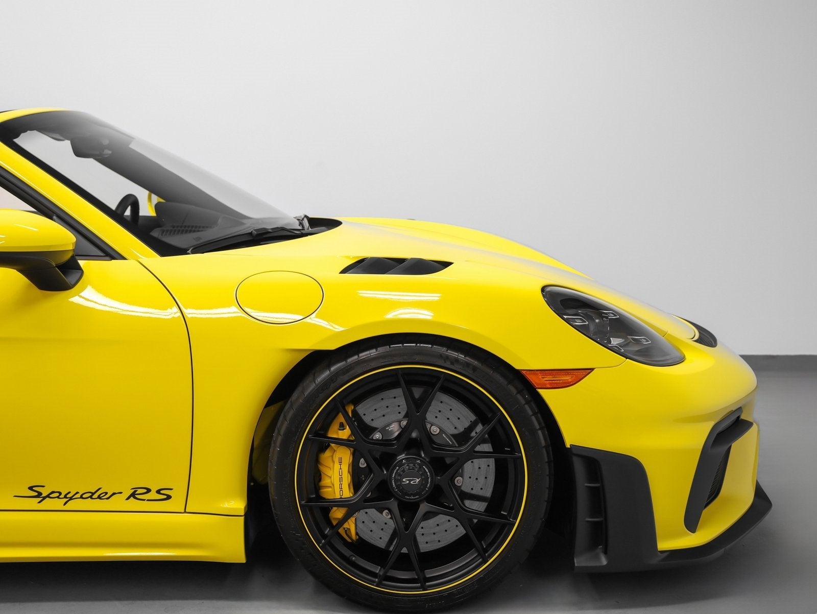 2025 Porsche 718 Spyder RS