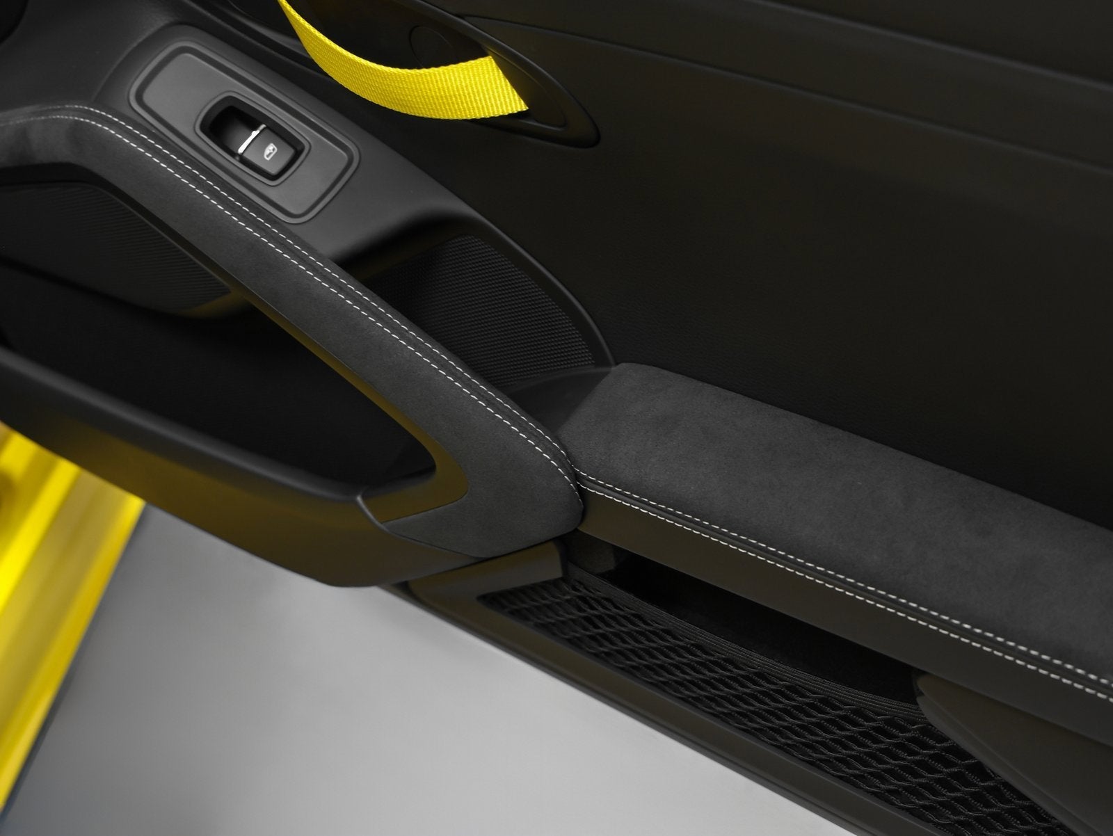 2025 Porsche 718 Spyder RS